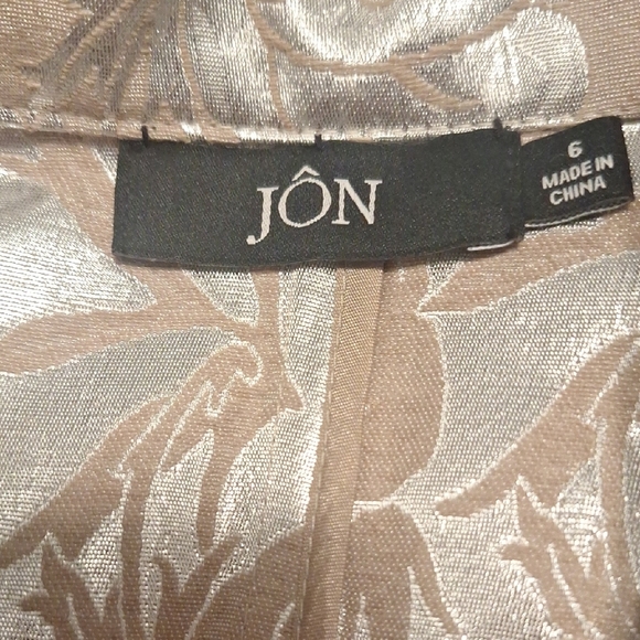 Chic Silver Floral Women's Trench Coat - Picture 9 of 14